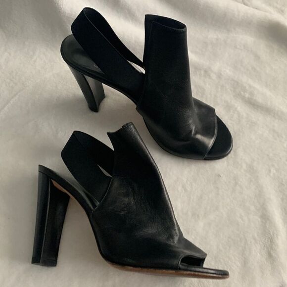 STUART Weitzman Fronton Slingback Bootie - Picture 1 of 5